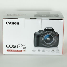Canon EOS Kiss X7