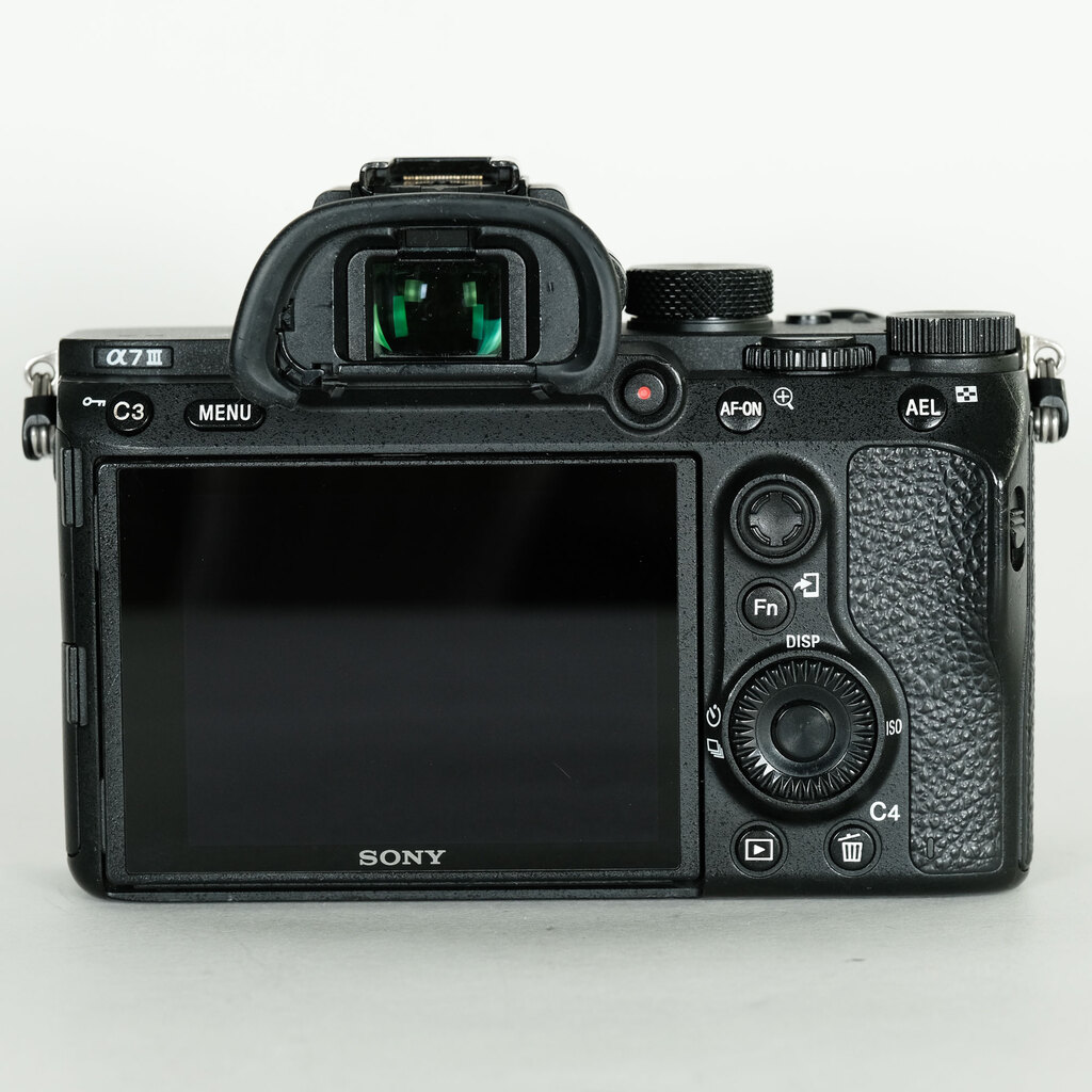 SONY α7 III(ILCE-7M3) SONY α7 III(ILCE-7M3)
