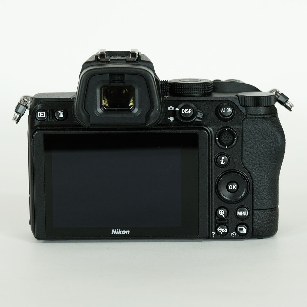 Nikon Z5 Nikon Z5