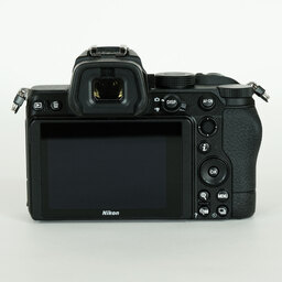 Nikon Z5 Nikon Z5