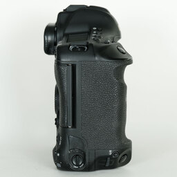 Canon EOS-1D X Mark II Canon EOS-1D X Mark II