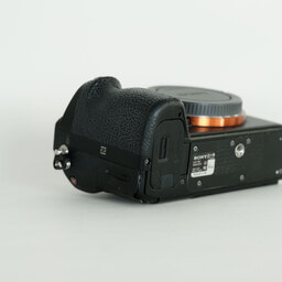 SONY α7 II(ILCE-7M2) SONY α7 II(ILCE-7M2)