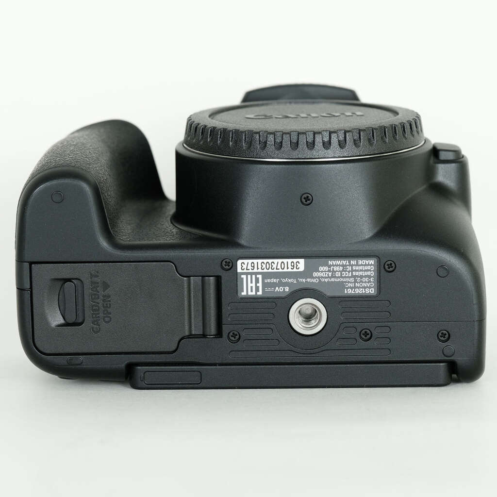 Canon EOS Kiss X10 Canon EOS Kiss X10