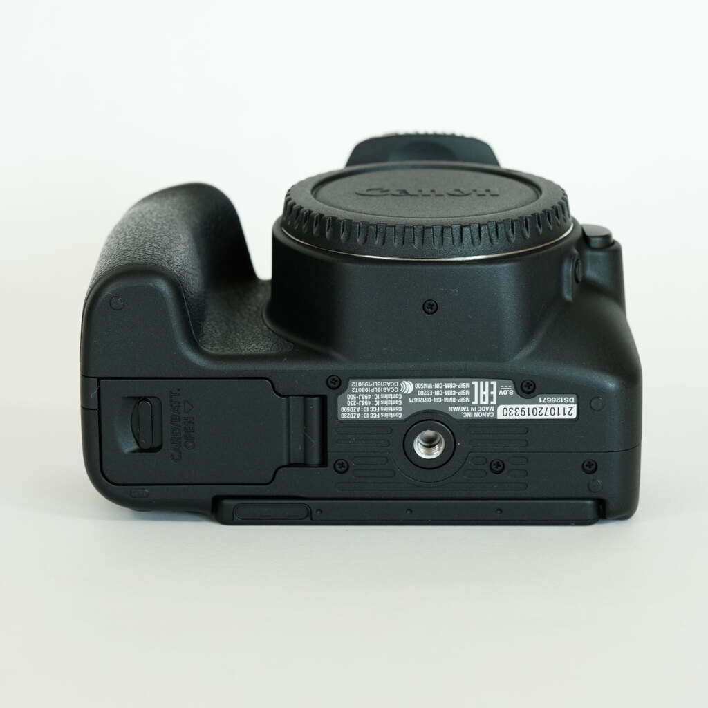 Canon EOS Kiss X9 Canon EOS Kiss X9