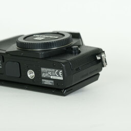 OLYMPUS OM-D E-M5 ボディ ブラック