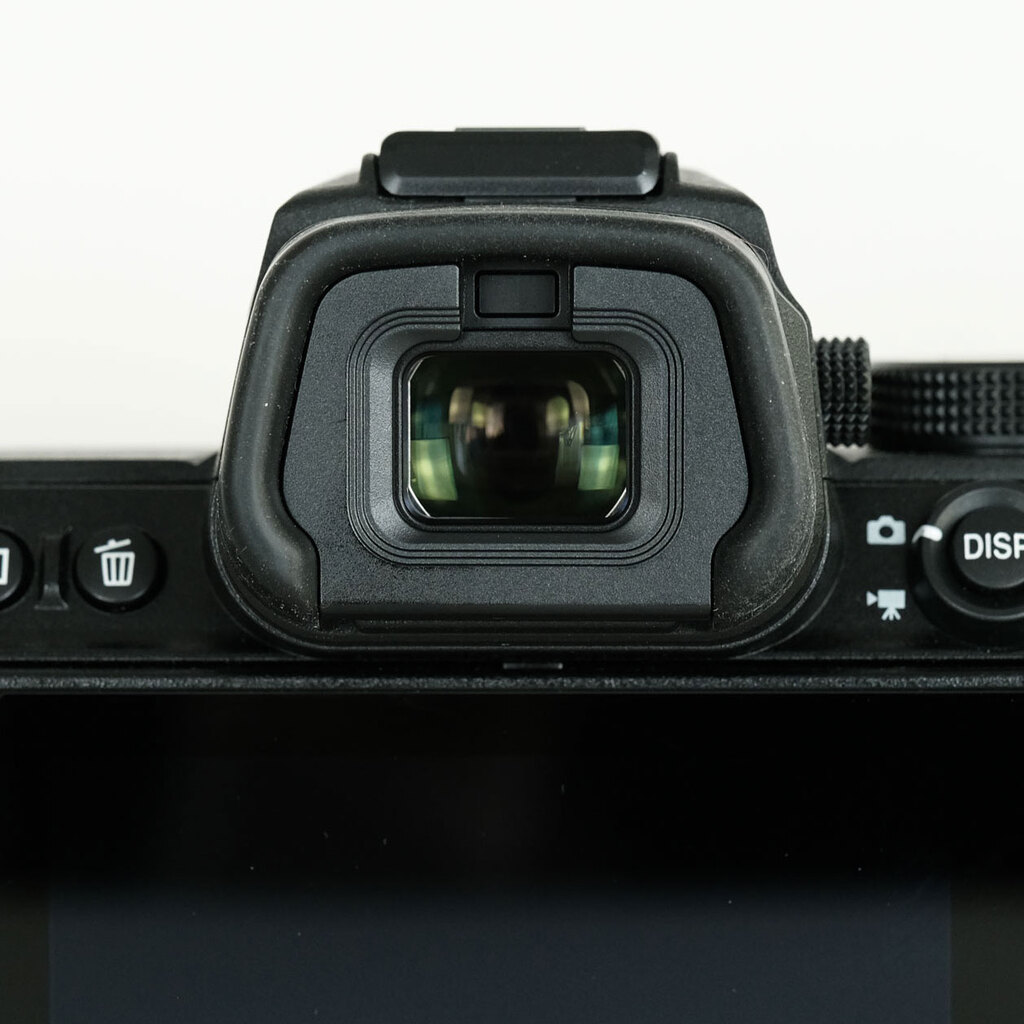 Nikon Z5 Nikon Z5