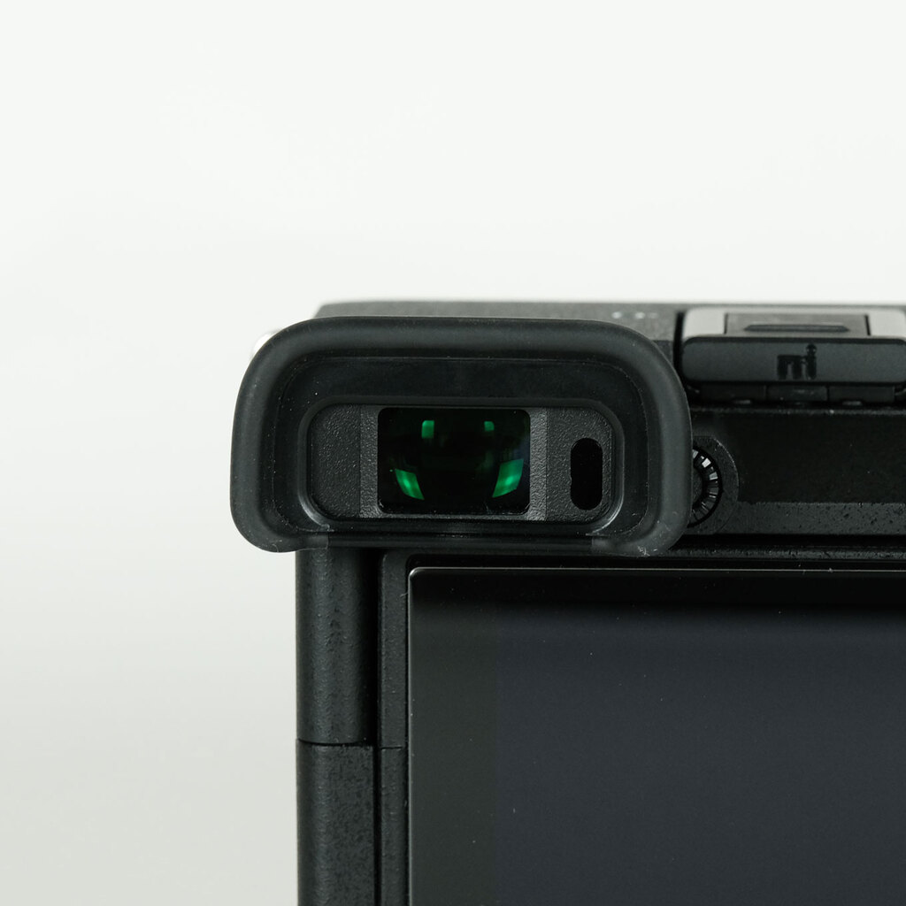 SONY α6700(ILCE-6700) SONY α6700(ILCE-6700)