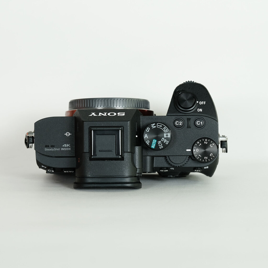 SONY α7 III(ILCE-7M3) SONY α7 III(ILCE-7M3)
