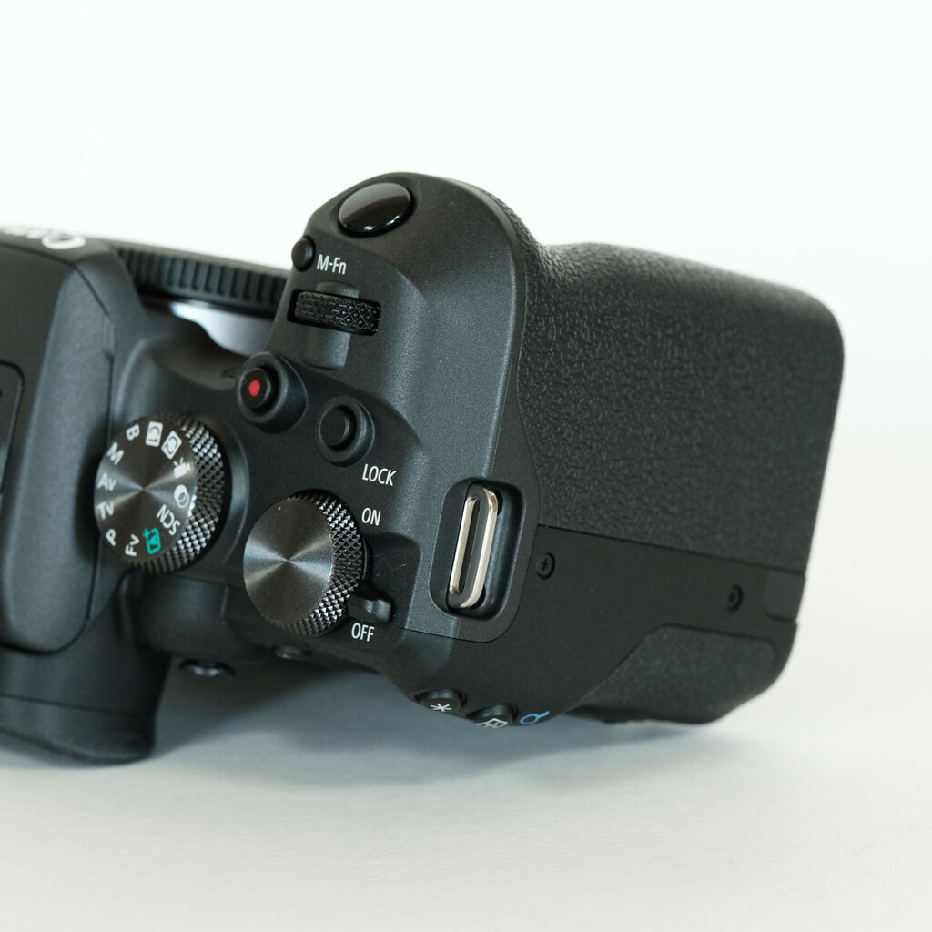 Canon EOS R10の出品 | ONE SCENE（ワンシーン）
