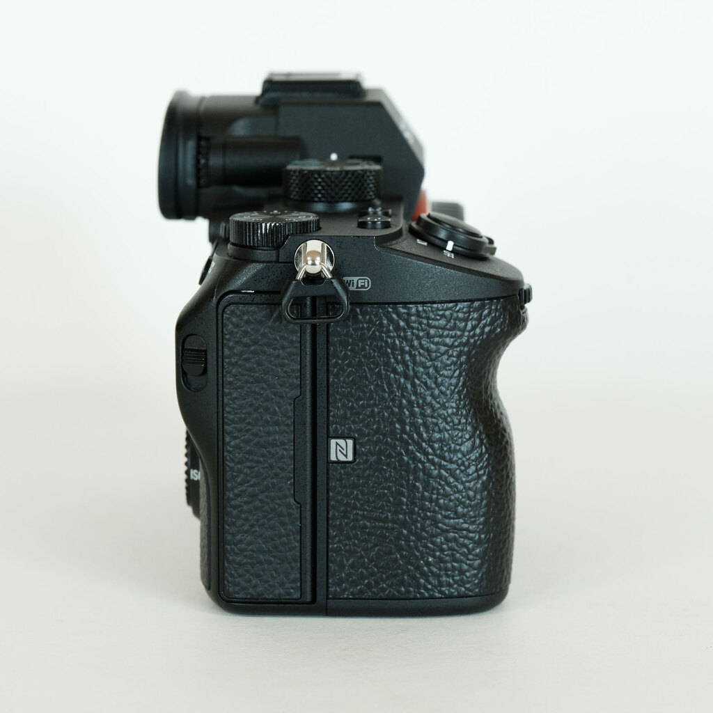 SONY α7 III(ILCE-7M3) SONY α7 III(ILCE-7M3)