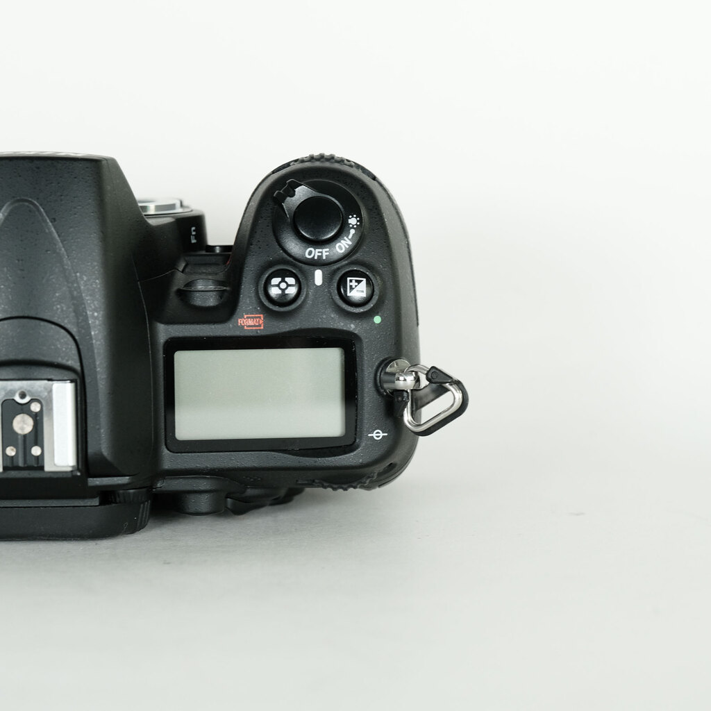 【ジャンク】NIKON D7000 一眼レフ デジタルカメラ Nikon - 【ジャンク品】Nikon/D7000/レンズ付き/デジタル一眼
