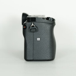 SONY α6400(ILCE-6400) SONY α6400(ILCE-6400)