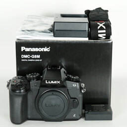 Panasonic LUMIX DMC-G8 Panasonic LUMIX DMC-G8