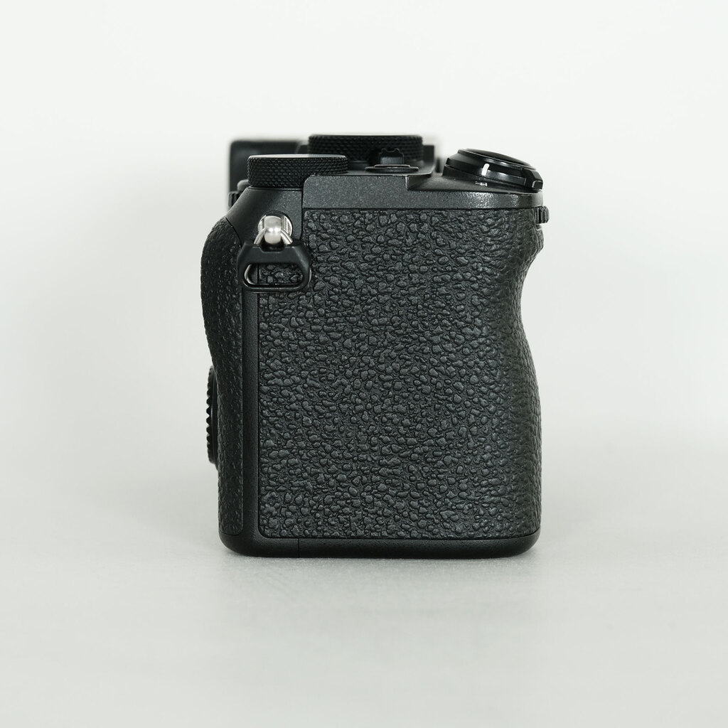 【美品】SONY α7C ILCE-7C シャッター230回　おまけ付き 美品】SONY α7C ILCE-7C シャッター230回おまけ付き