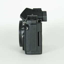 OLYMPUS OM-D E-M5 Mark II OLYMPUS OM-D E-M5 Mark II