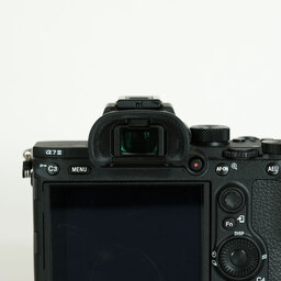 SONY α7 III(ILCE-7M3) SONY α7 III(ILCE-7M3)