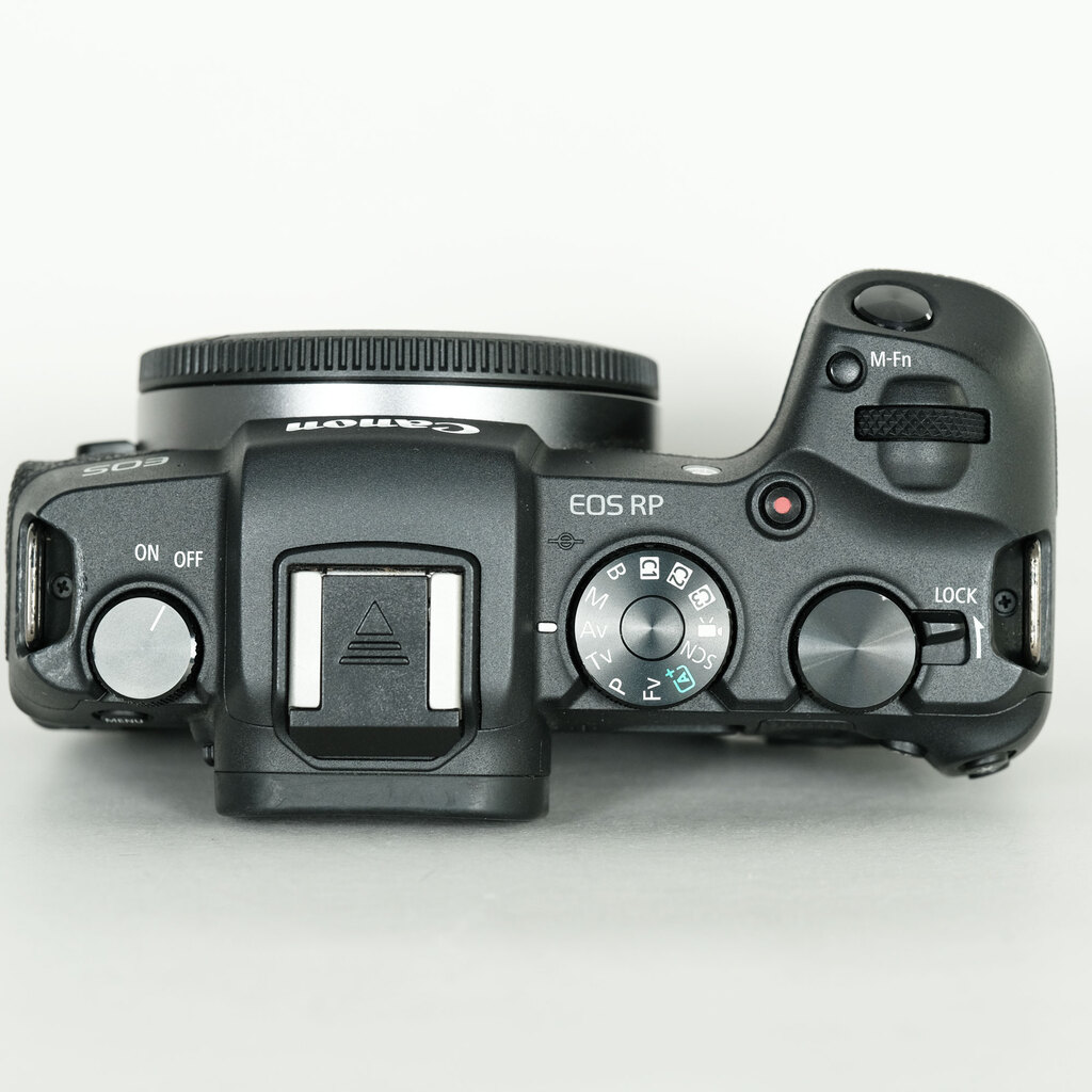 Canon EOS RP ボディ　美品 新品)Canon (キヤノン) EOS RP ボディ（商品ID：4549292132144