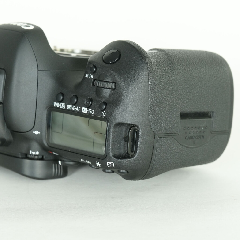 Canon EOS 7D Mark II Canon EOS 7D Mark II