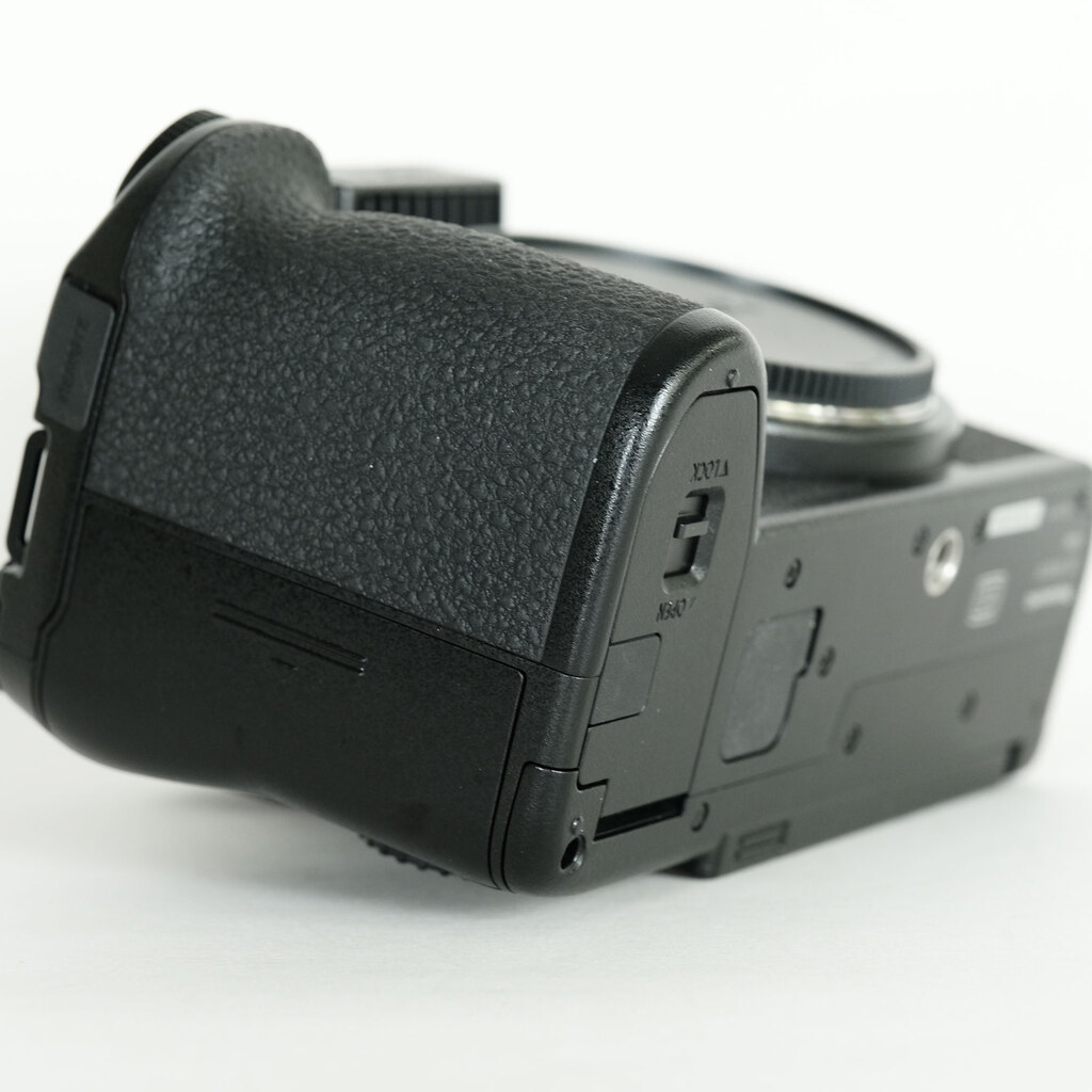 Panasonic LUMIX S5IIX ボディ DC-S5M2X ブラック Panasonic LUMIX S5M2X Full Frame Mirrorless Camera Body Only