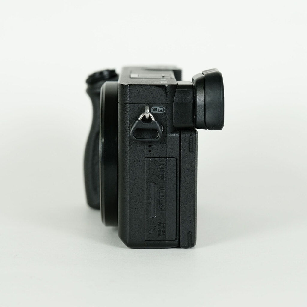 SONY α6400(ILCE-6400) SONY α6400(ILCE-6400)