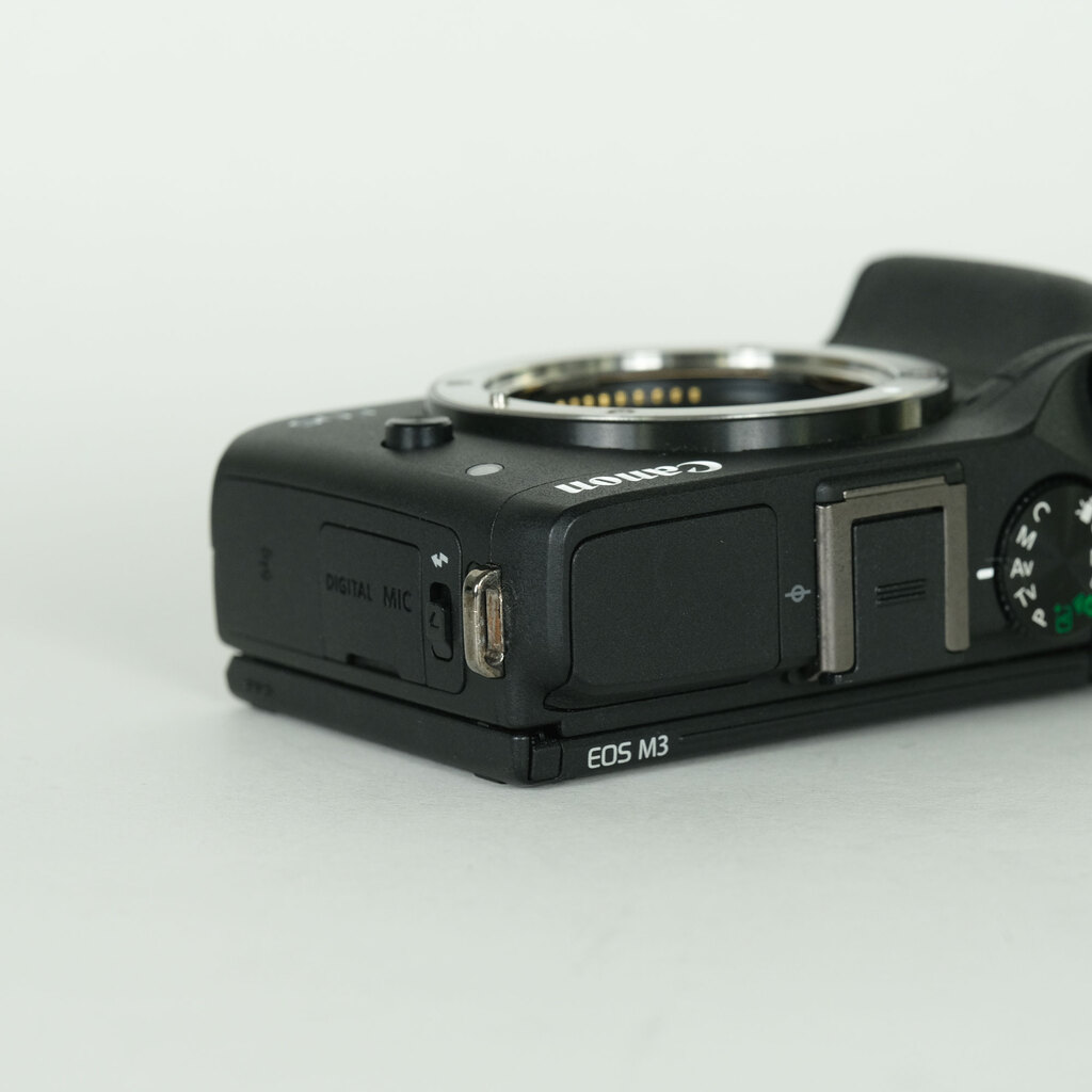 Canon EOS M3 ボディEVFキット ブラック
