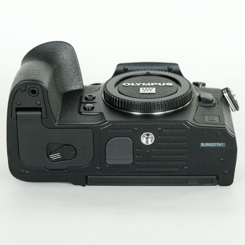 OM SYSTEM OM-1 Mark II OM SYSTEM OM-1 Mark II