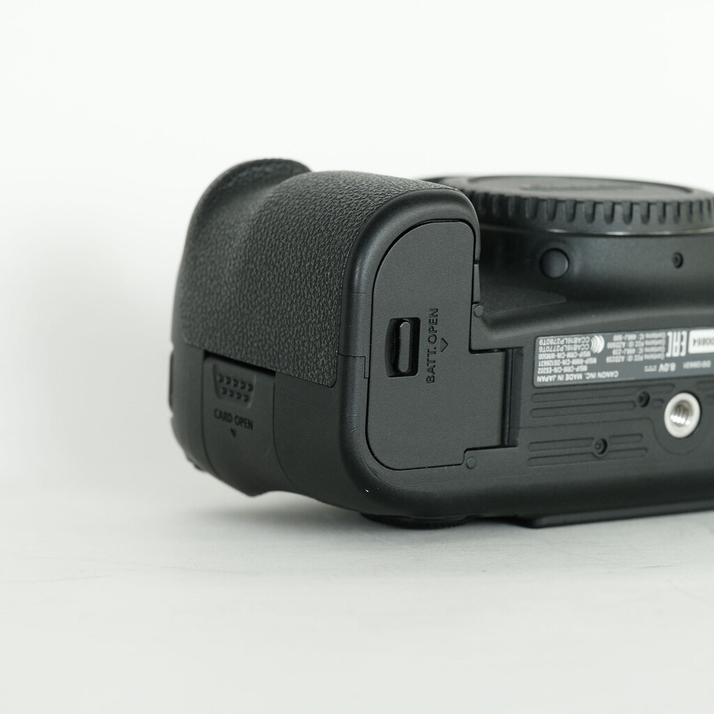 Canon EOS 6D Mark II Canon EOS 6D Mark II