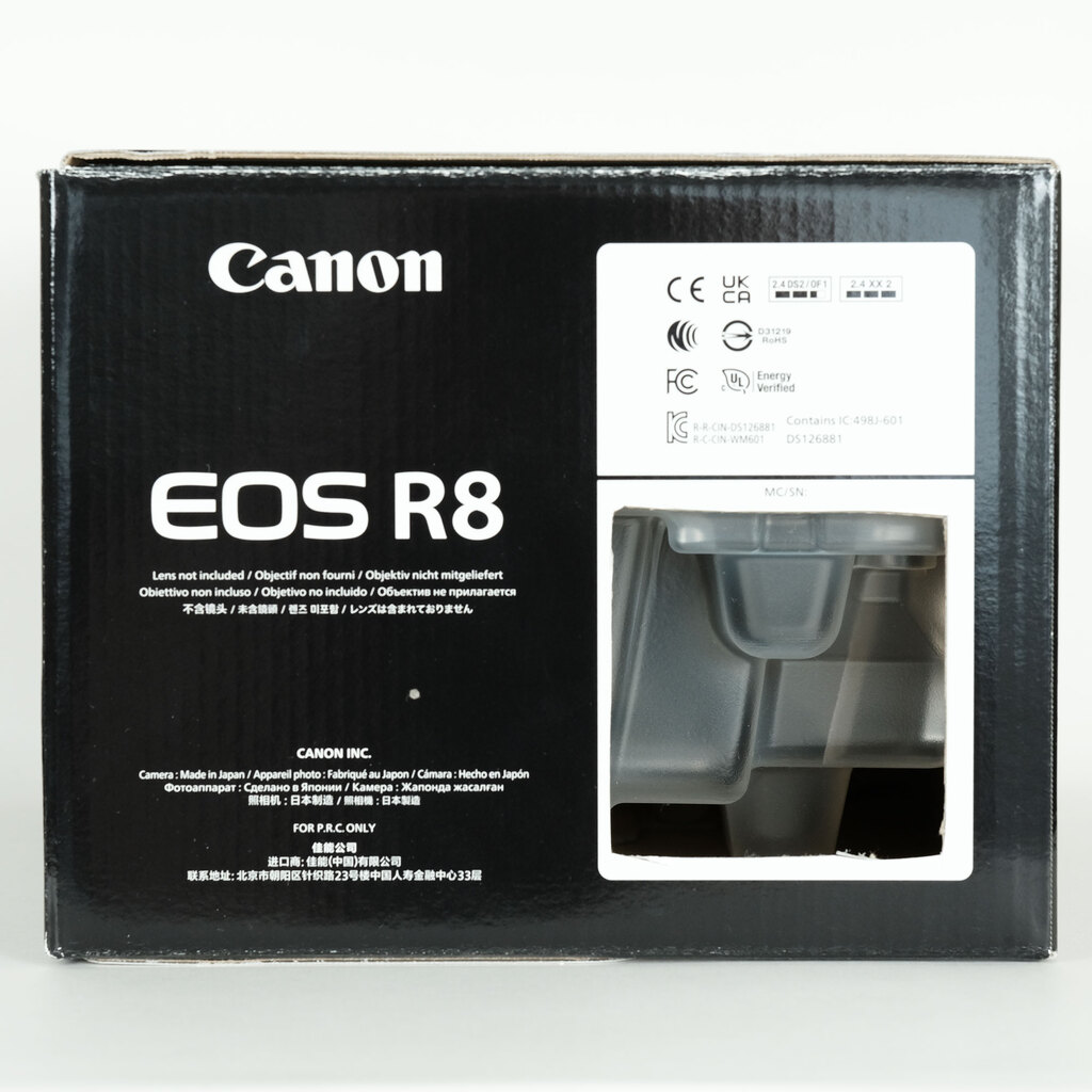 Canon EOS R8