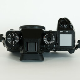 FUJIFILM X-H1 FUJIFILM X-H1