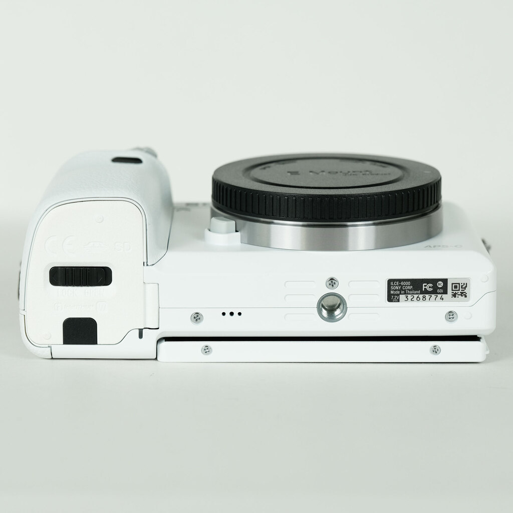 SONY α6000（ILCE-6000）