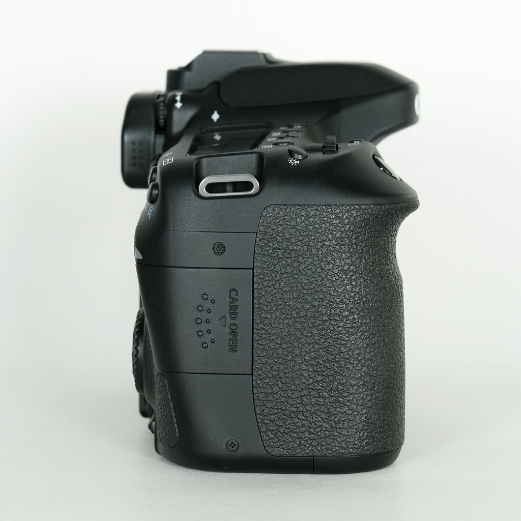Canon EOS 80Dの出品 | ONE SCENE（ワンシーン）