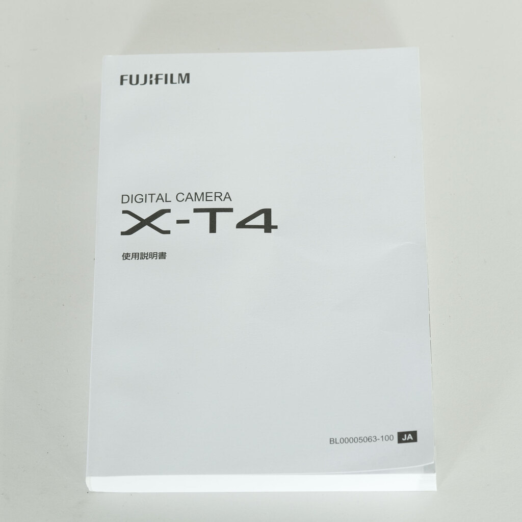 FUJIFILM X-T4 FUJIFILM X-T4