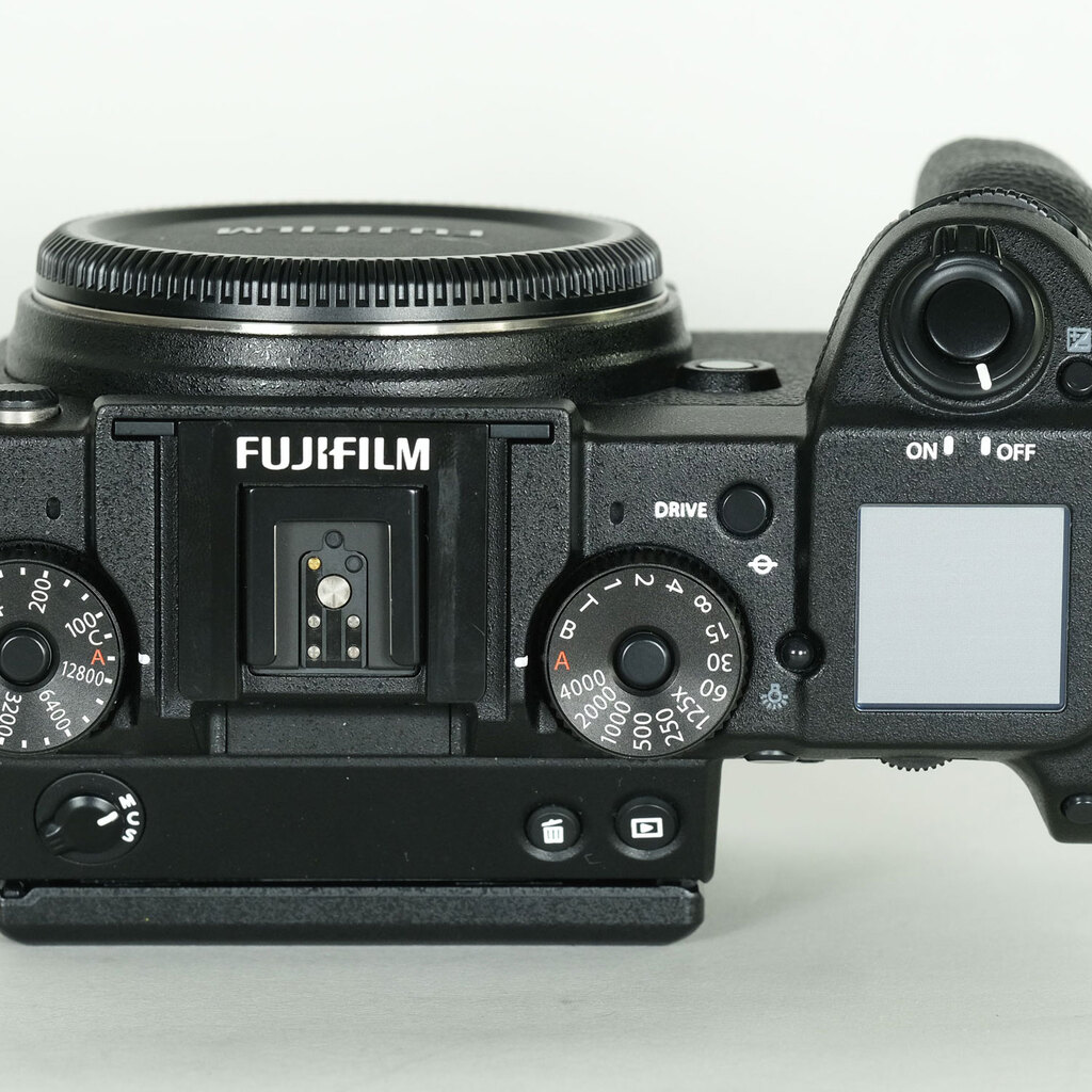 FUJIFILM GFX 50S FUJIFILM GFX 50S