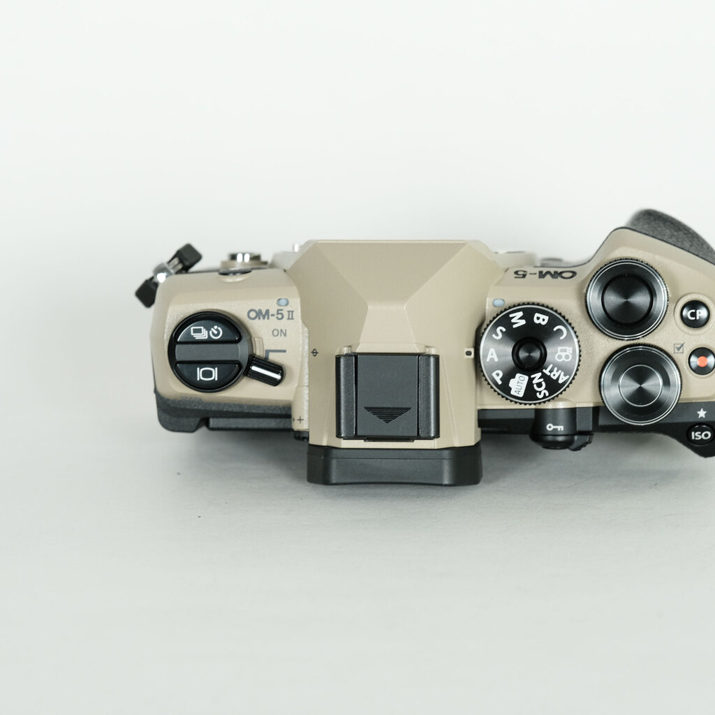 OM SYSTEM OM-5 Mark II ボディ サンドベージュ OM SYSTEM OM-5 Mark II ボディ サンドベージュ