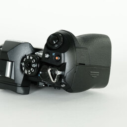 OLYMPUS OM-D E-M1 Mark III OLYMPUS OM-D E-M1 Mark III