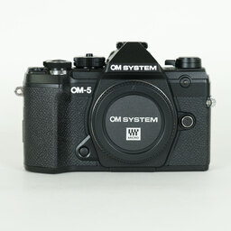 OM SYSTEM OM-5