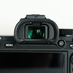 SONY α7 III(ILCE-7M3) SONY α7 III(ILCE-7M3)