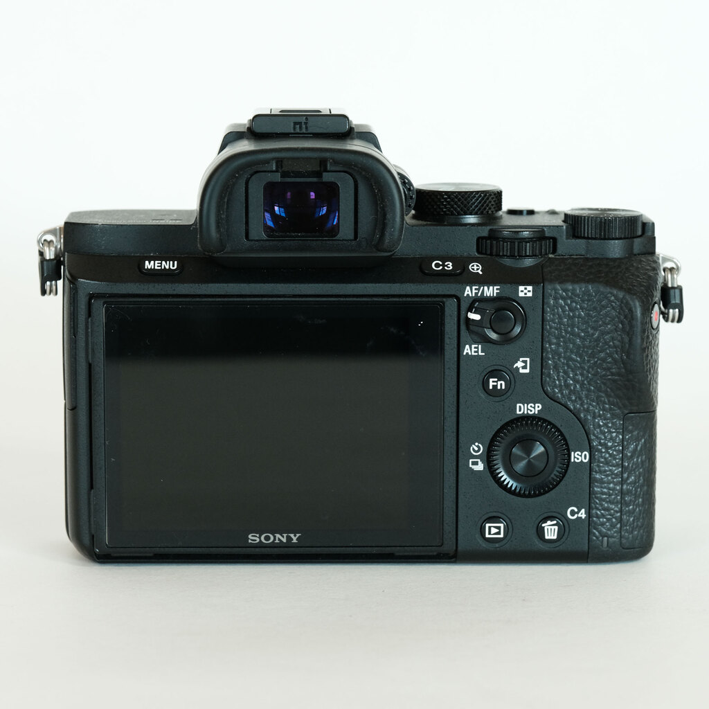 SONY α7 II（ILCE-7M2）の出品 | ONE SCENE（ワンシーン）