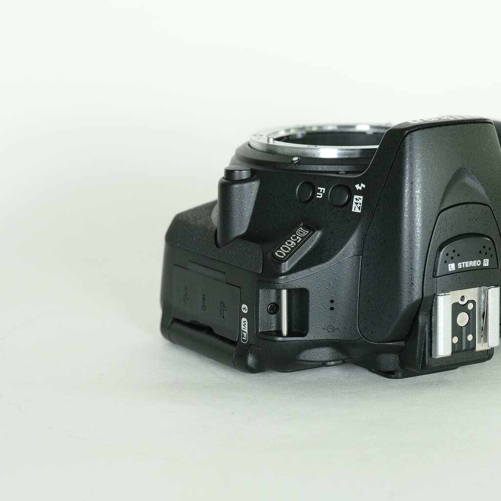 Nikon D5600