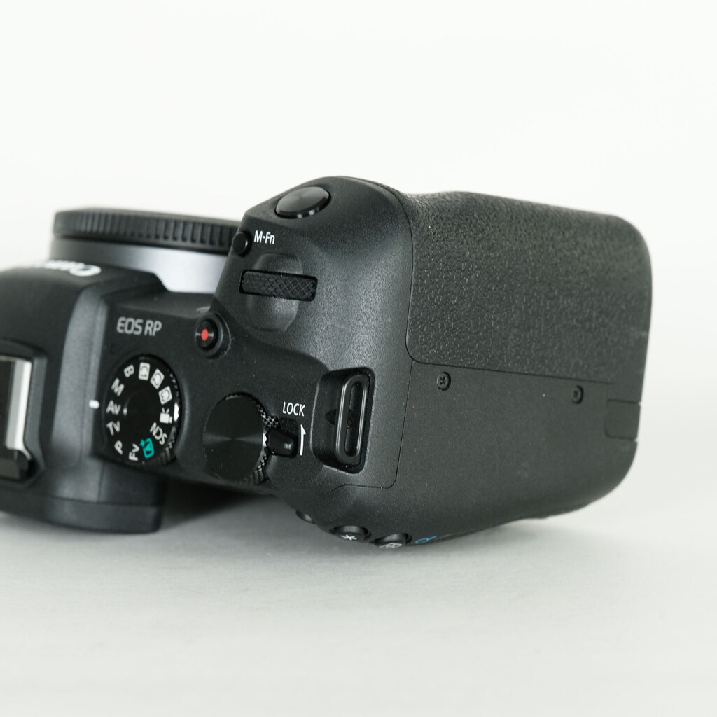 Canon EOS RP Canon EOS RP