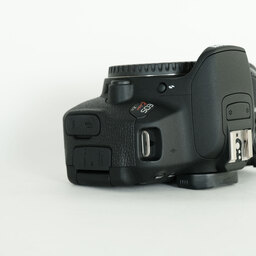 Canon EOS Kiss X7i Canon EOS Kiss X7i