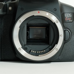 Canon EOS Kiss X10i