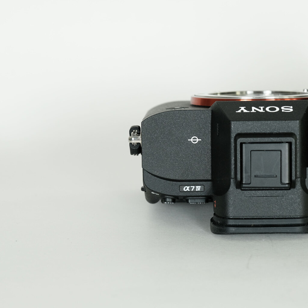 Sony A7 IV ILCE-7M4 ボディ 9000回未満 シャッター 美品 SONY α7 IV（ILCE-7M4）の出品 | ONE SCENE（ワンシーン）