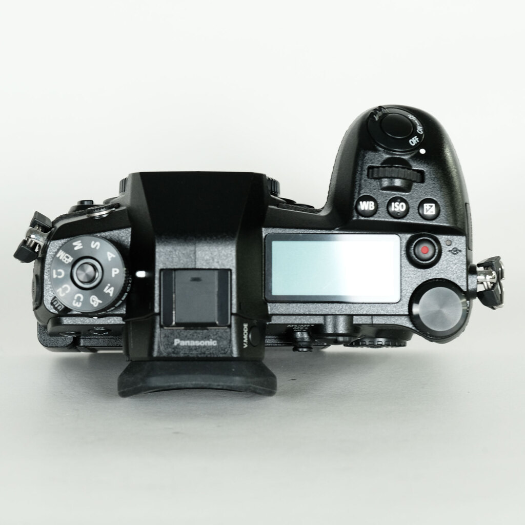 Panasonic LUMIX DC-G9 PRO