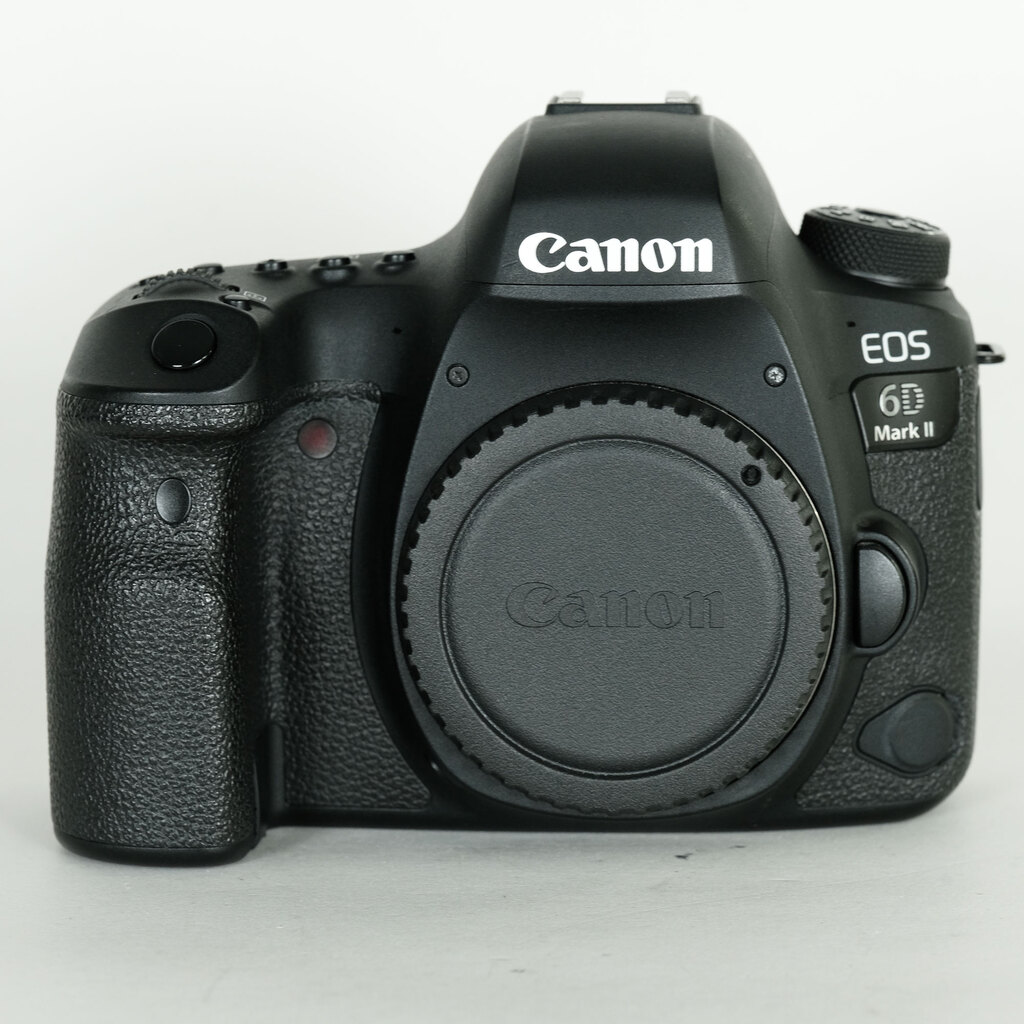 Canon EOS 6D Mark II