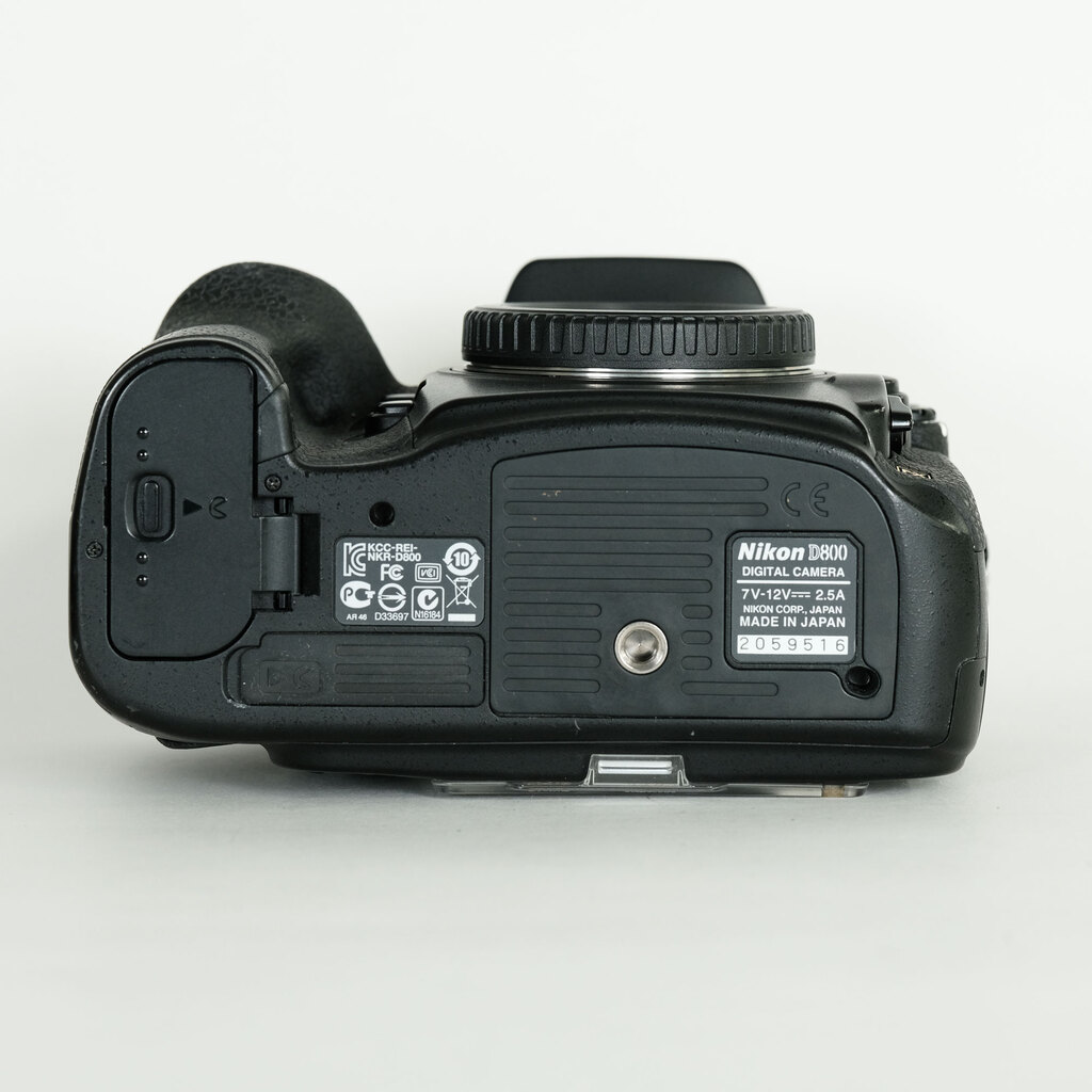 Nikon D800 ジャンク品 ソロキャン様専用】ジャンク品 Nikon D800 ボディ (付属品あり