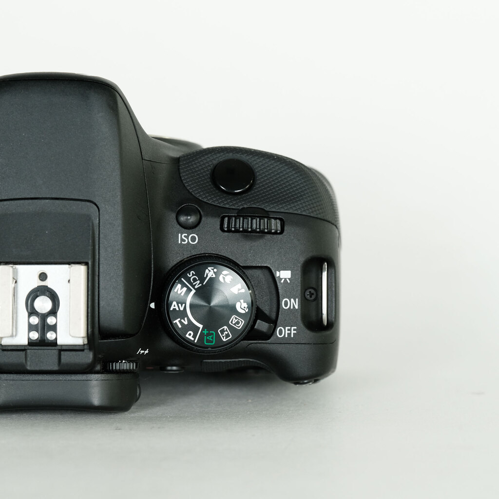 Canon EOS Kiss X7 Canon EOS Kiss X7