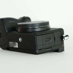 SONY α6700(ILCE-6700) SONY α6700(ILCE-6700)