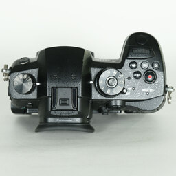 Panasonic LUMIX DC-GH5 Panasonic LUMIX DC-GH5