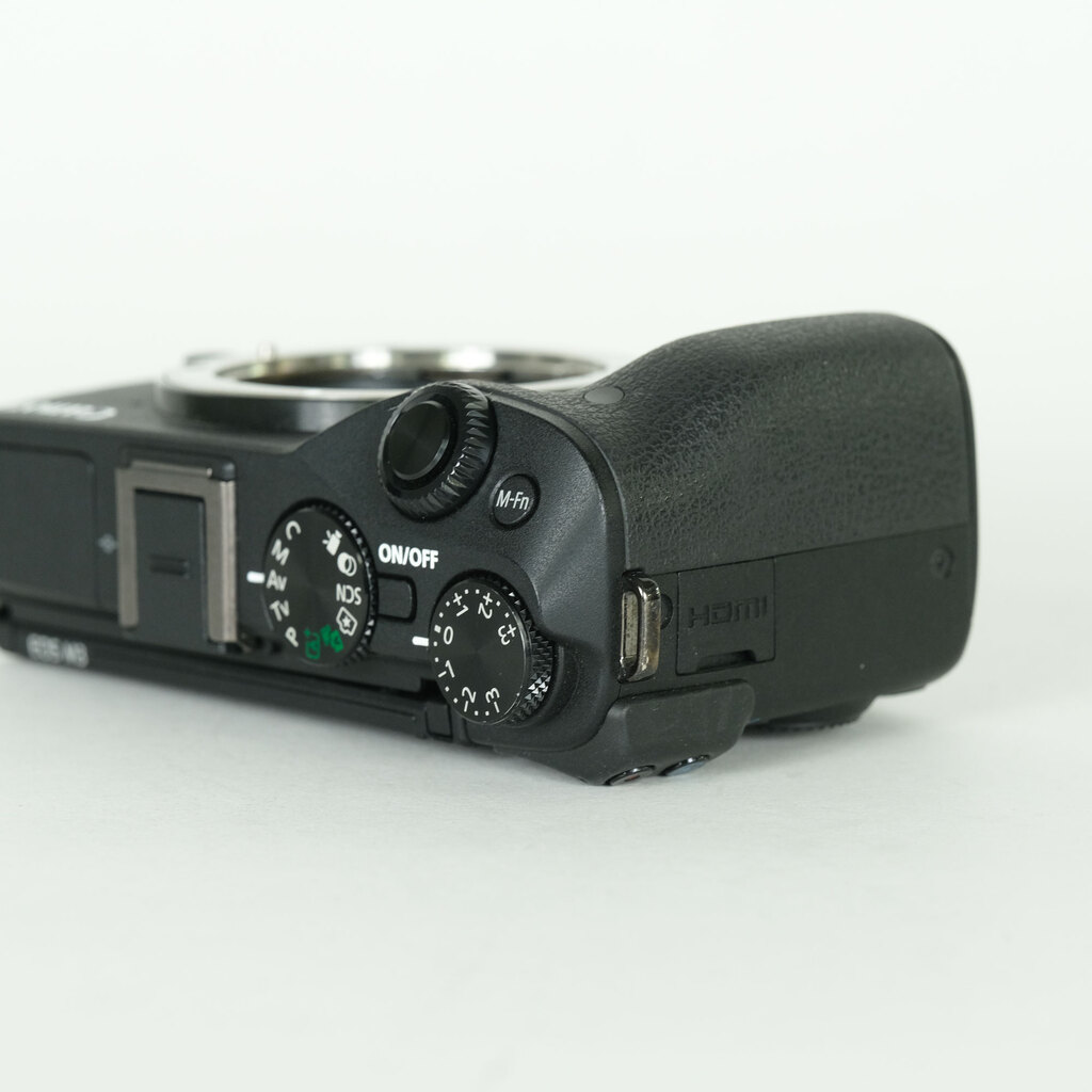 Canon EOS M3 ボディEVFキット ブラック